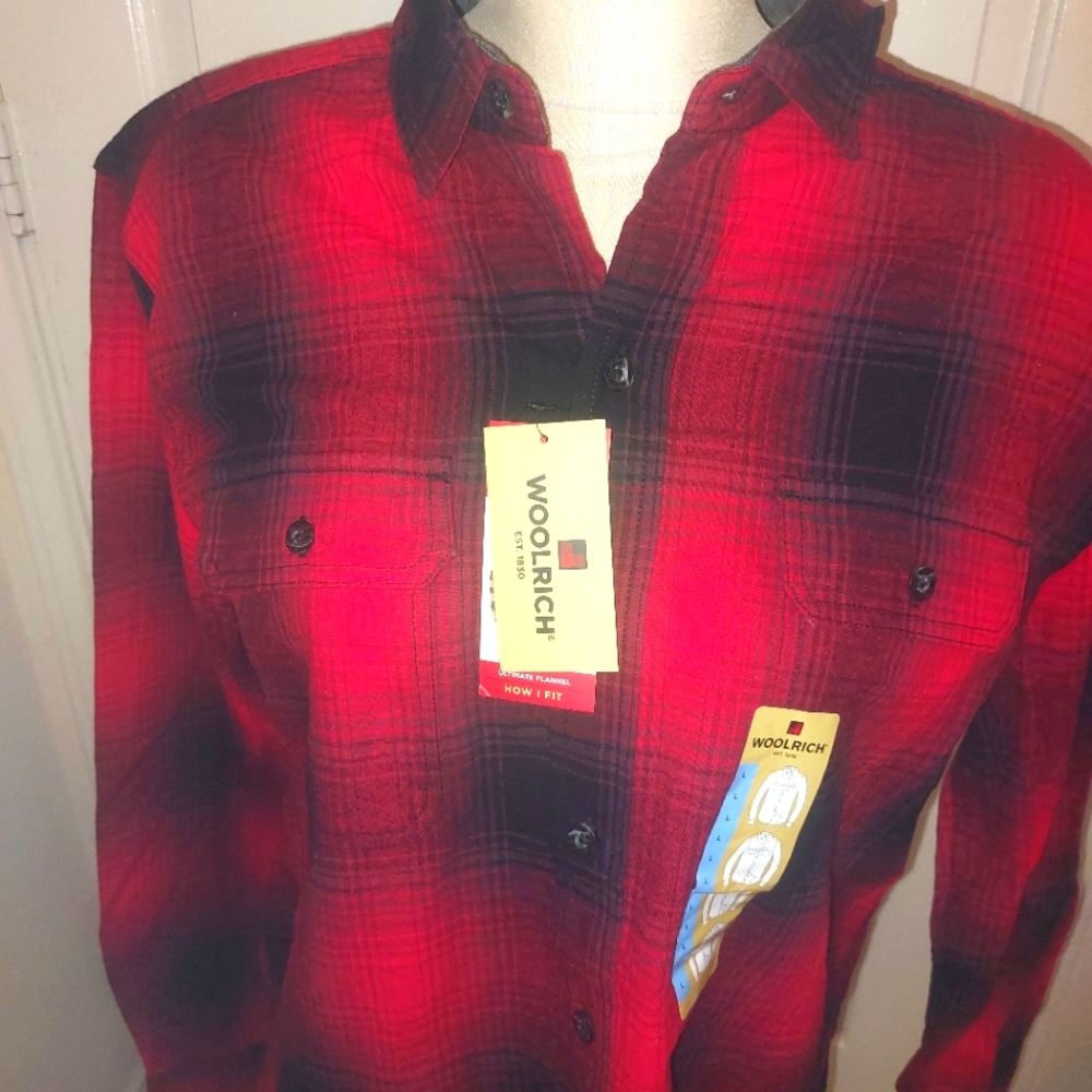 Nwt Woolrich size large button up